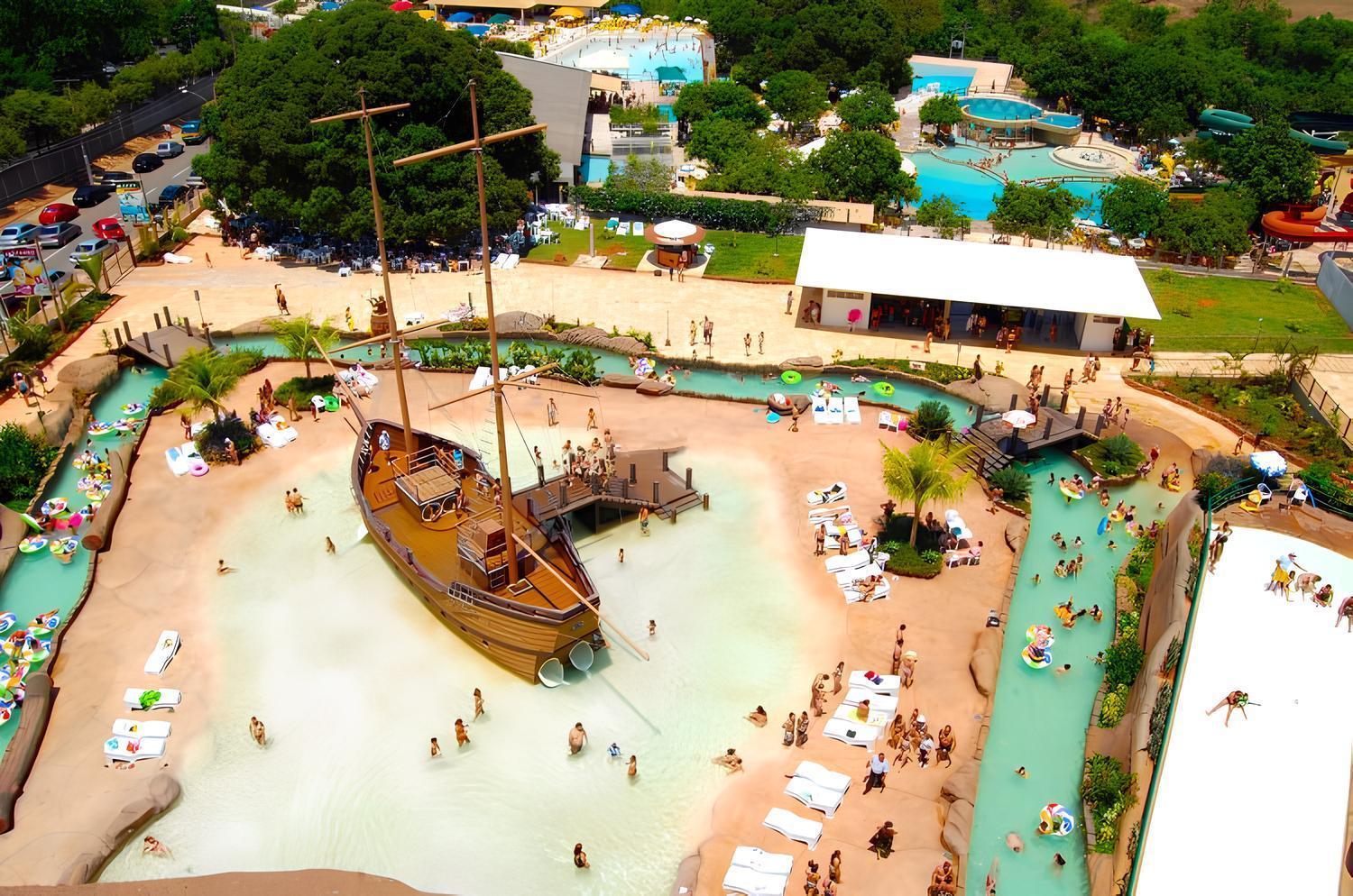 Piazza Diroma - Com Acesso Gratuito Ao Diroma Acqua Park Aparthotel *